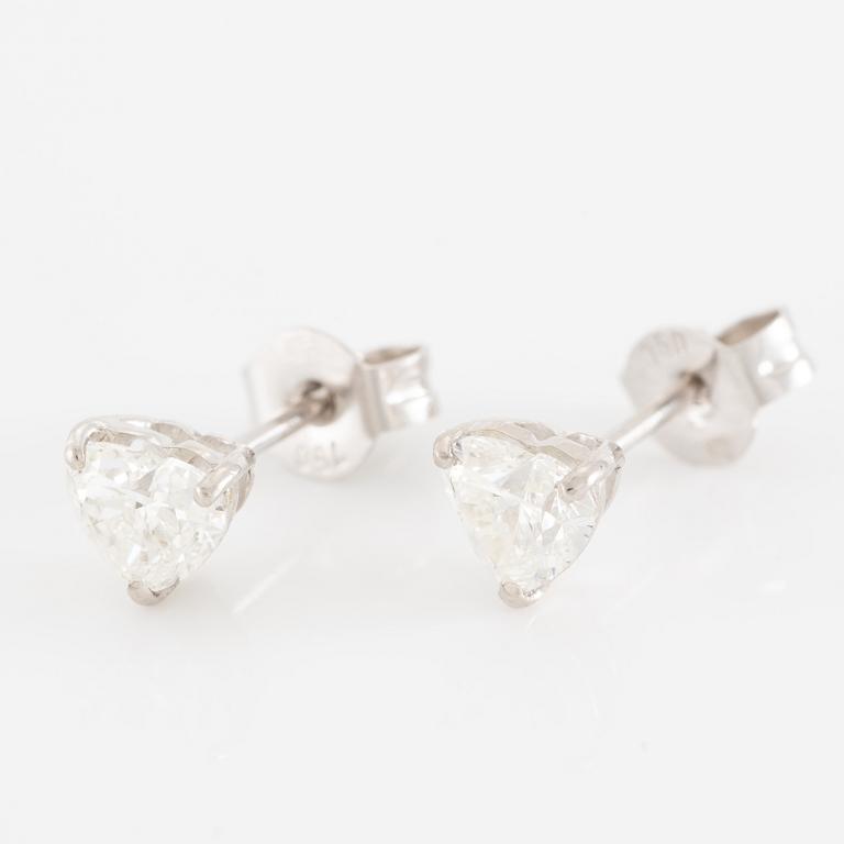 Earrings, 18K white gold set with heart-shaped diamonds. Accompanied by GIA dossier.