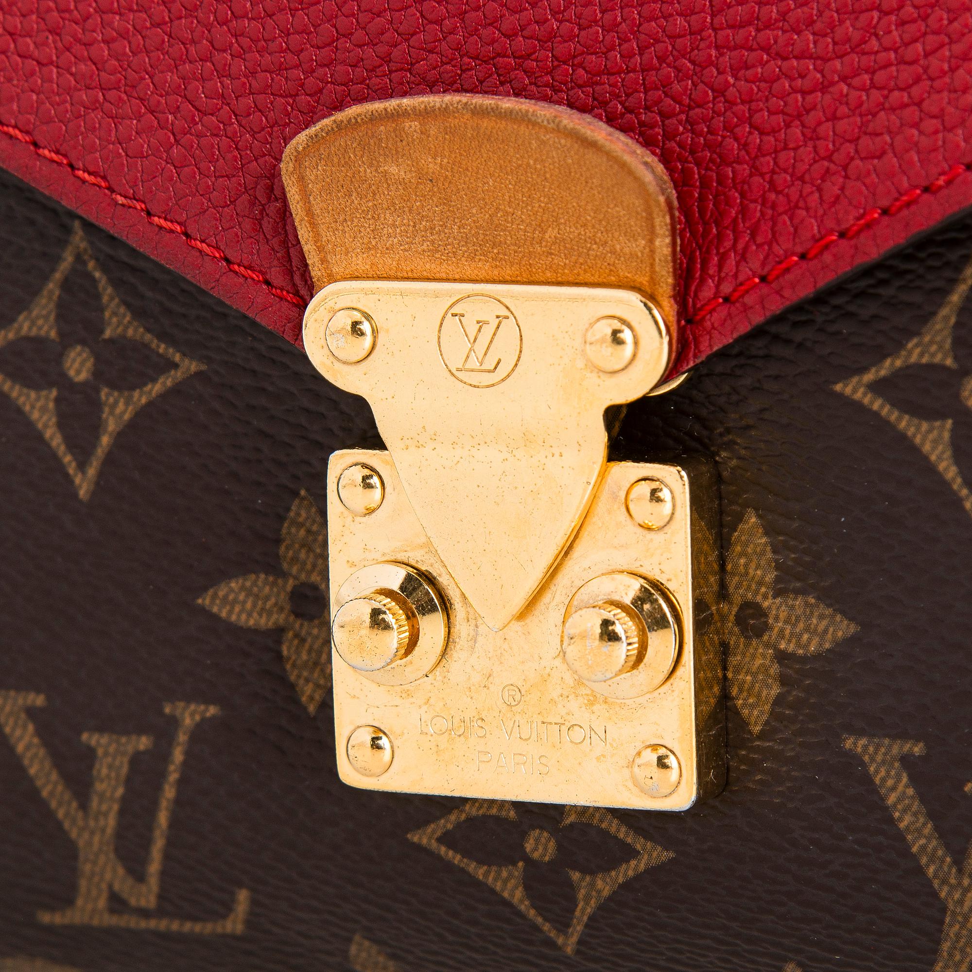 Louis Vuitton, a Monogram Canvas "Pallas Chain" bag.