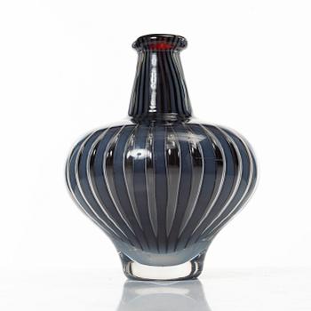 Edvin Öhrström, vase, Ariel Orrefors.