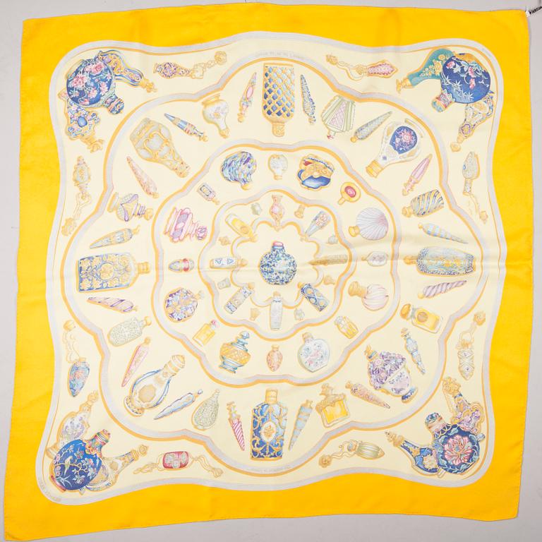 SCARF, "Qu'Import le Flacon", Hermès.