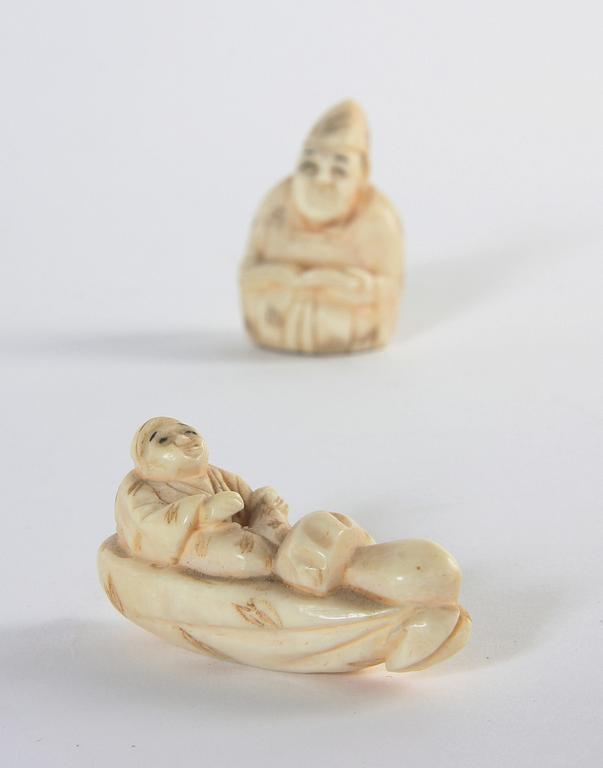 NETSUKE, 2 st, ben, Japan.