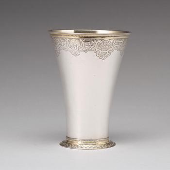 Gustaf Stafhell d ä, bägare, silver, Stockholm 1742.