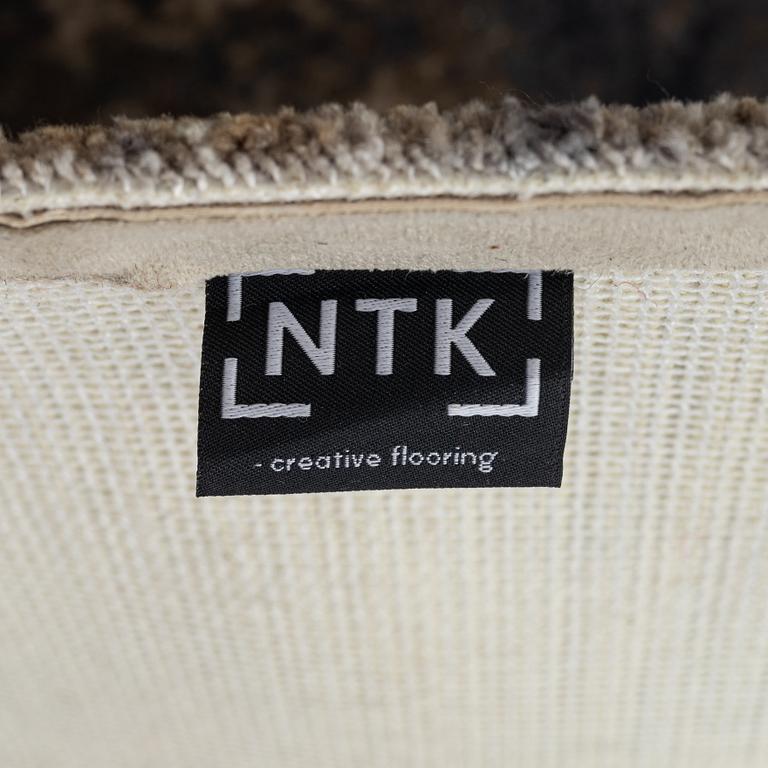 A machine-tufted 'Samarkand' carpet, Slettvoll/NTK Atelier, c. 240 x 240 cm.