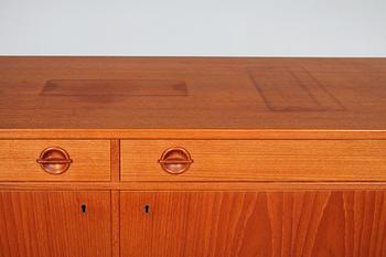 SKÅP, omkring 1900-talets mitt.