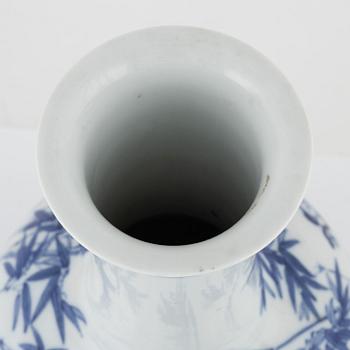 A Chinese blue and white vase, 20th Century.