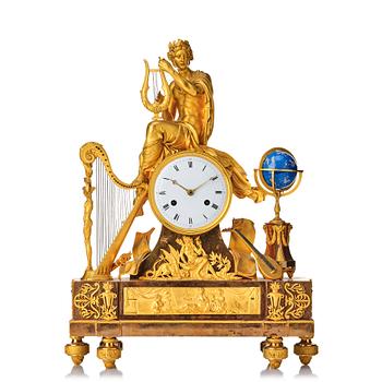 108. A Directoire around year 1800 mantel clock.