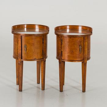 SÄNGBORD, ett par, 1900-talets andra hälft.