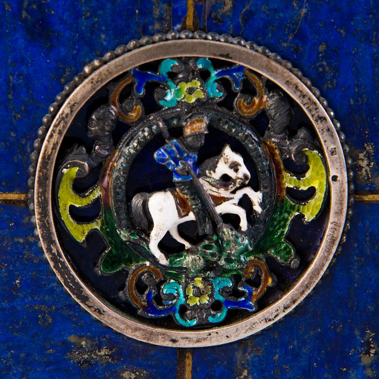 BORDSUR, silver, emalj och lapis lazuli, troligen Hermann Böhm, Wien, Österrike, 1800-talets senare hälft.