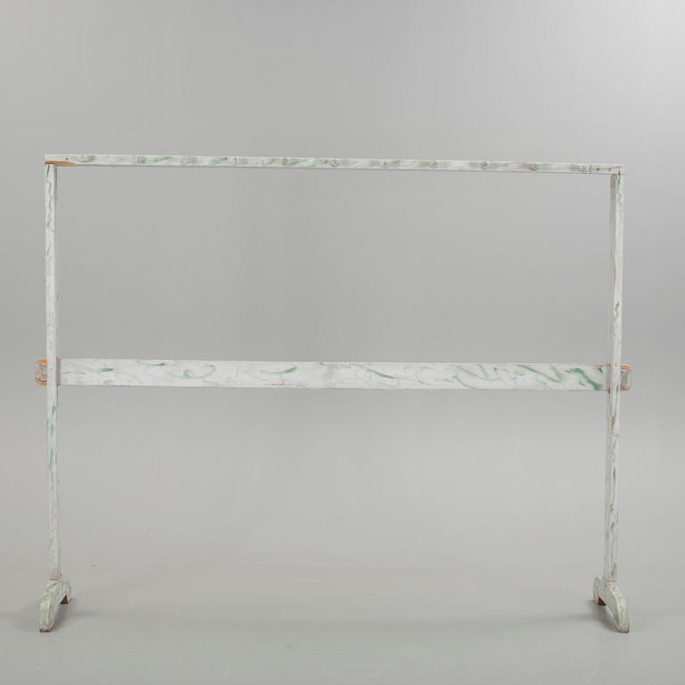 KLÄDHÄNGARE, allmoge, 1800/1900-tal.