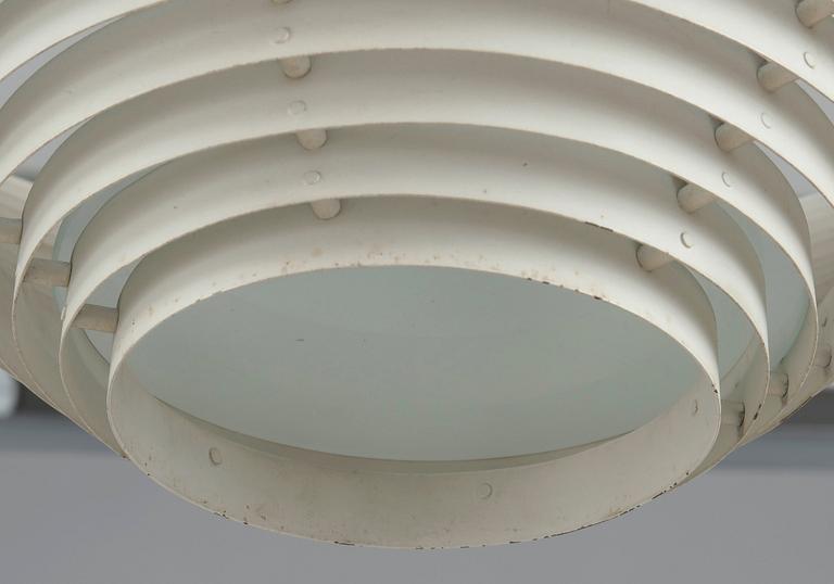 Alvar Aalto, A CEILING LAMP A622A.