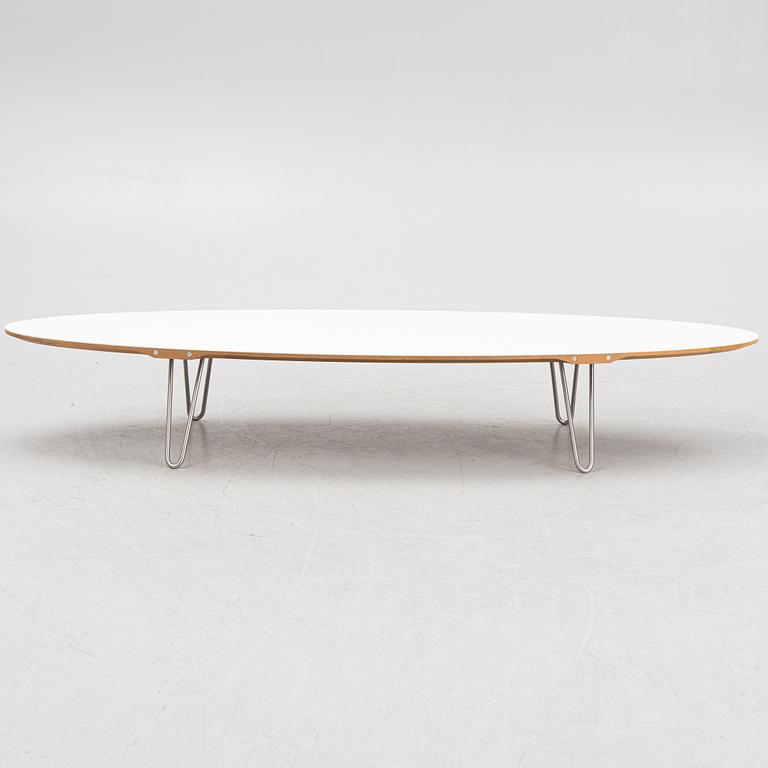 Aksel Kjersgaard, coffee table, model 1881, Odder, Denmark.