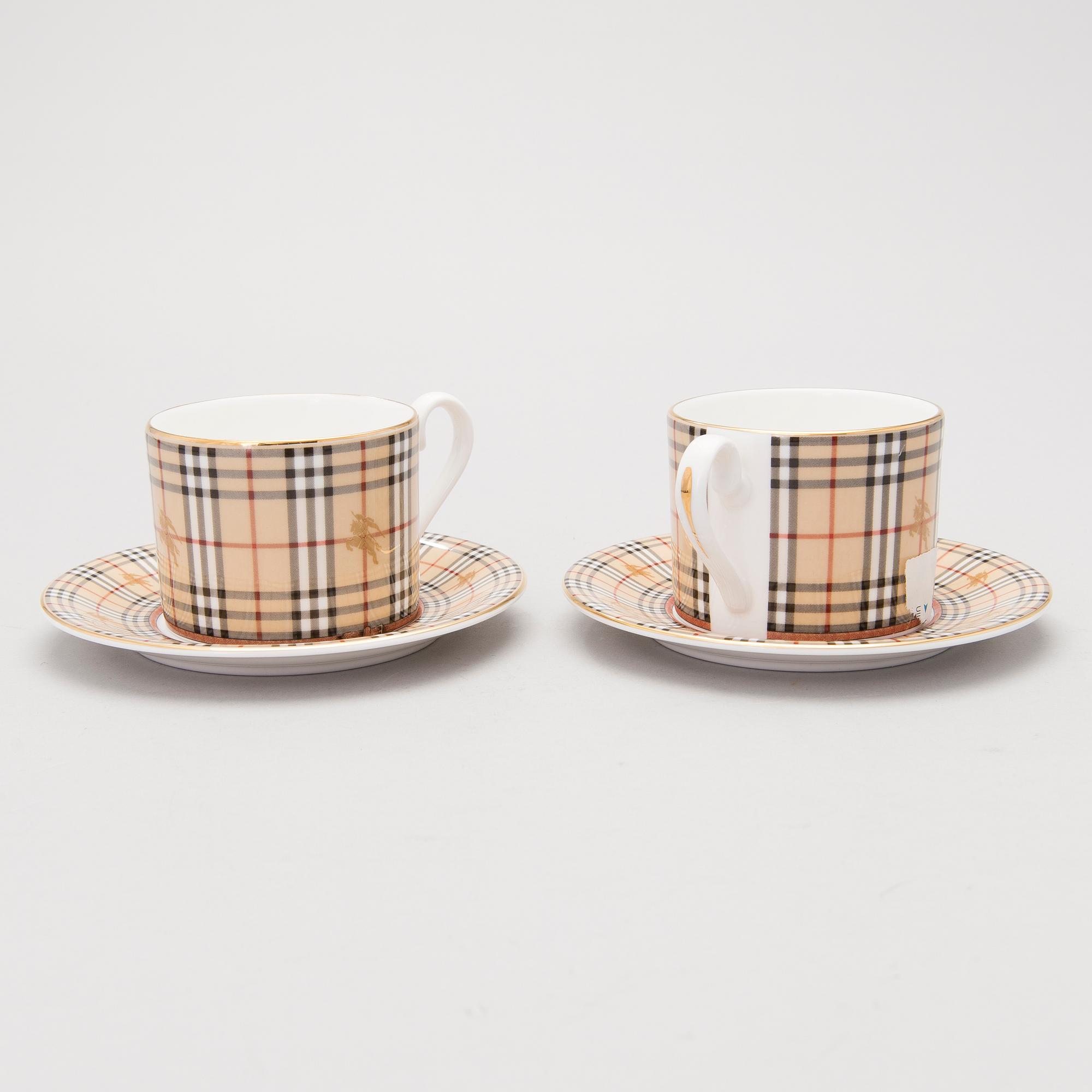 A Set of Eight Fine Bone China Coffee Tea Cups. Bukowskis