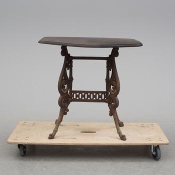 TRÄDGÅRDSBORD, sent 1800-tal.