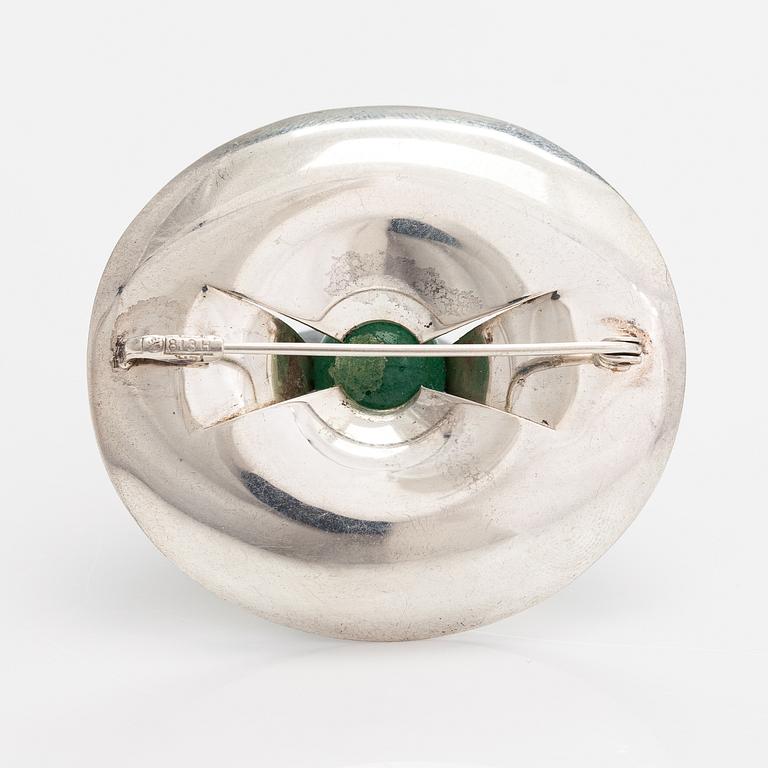 Elis Kauppi, Brosch, silver och aventurin. Kupittaan kulta, Åbo 1961.
