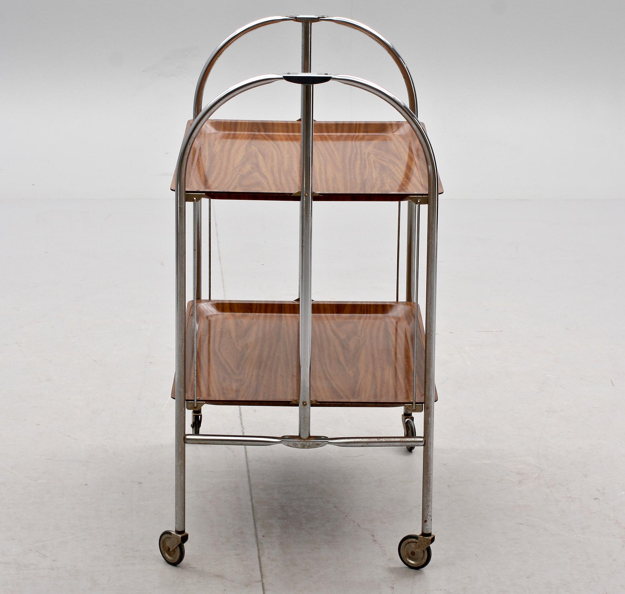 SERVERINGSVAGN. 1900-talets andra hälft.