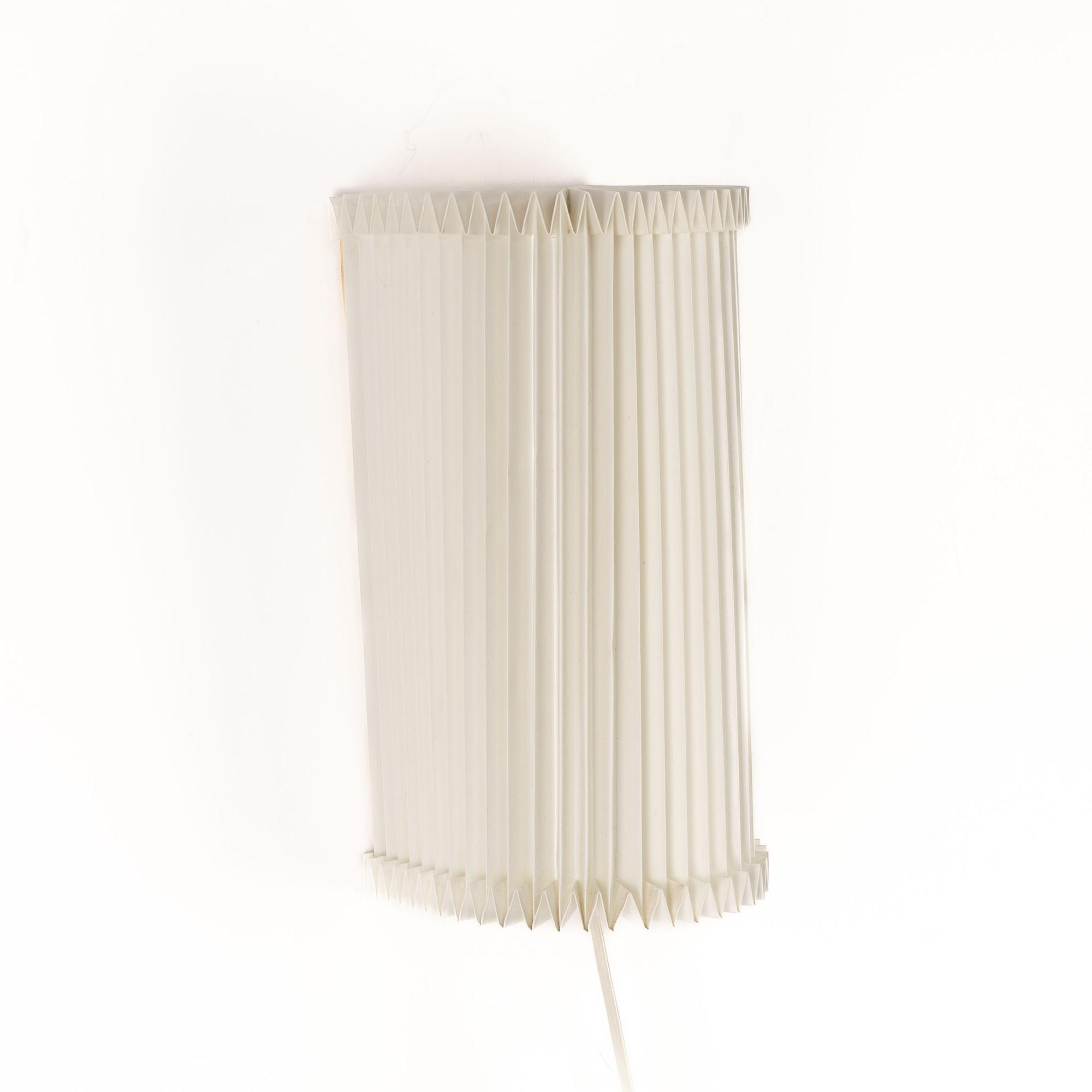 Tage Klint, wall lamp "205" for Le Klint.