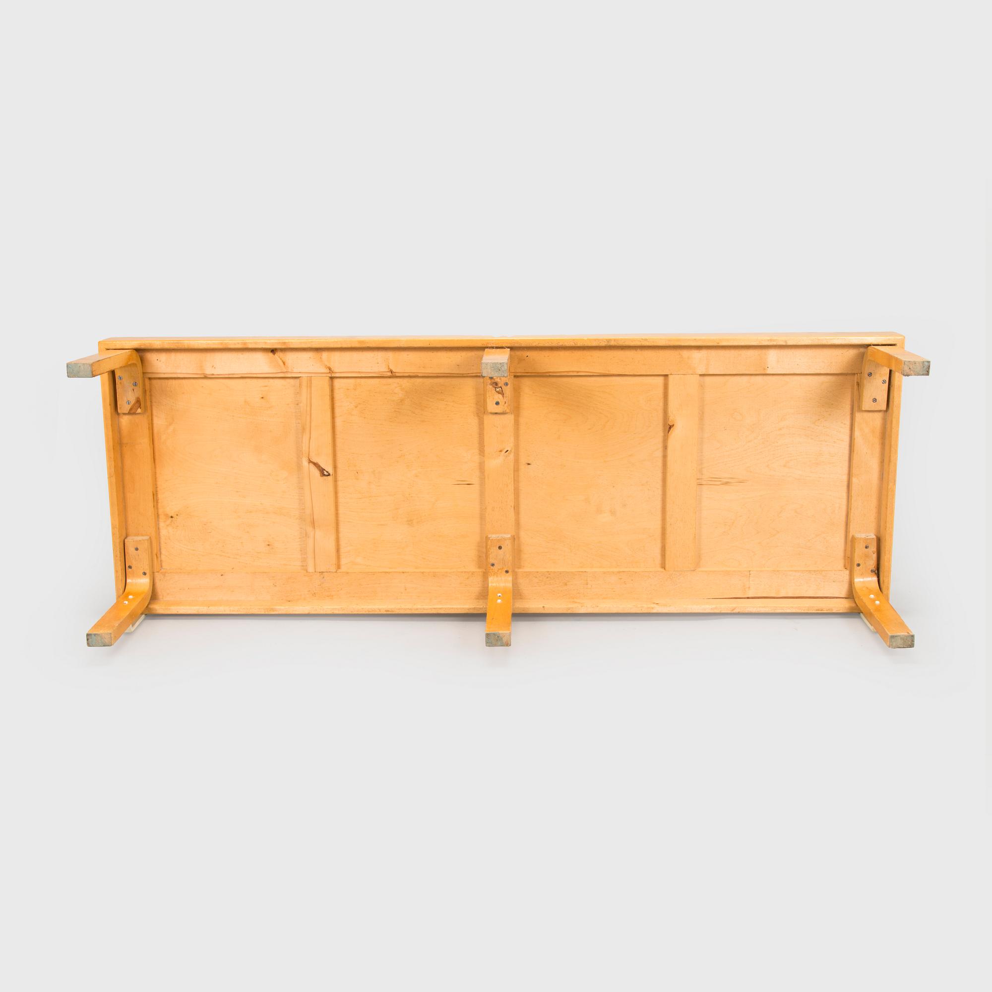 Soffbänk, modell E1295, design Arteks ritkontor, för O.Y Huonekalu-ja Rakennustyötehdas A.B. 1957.