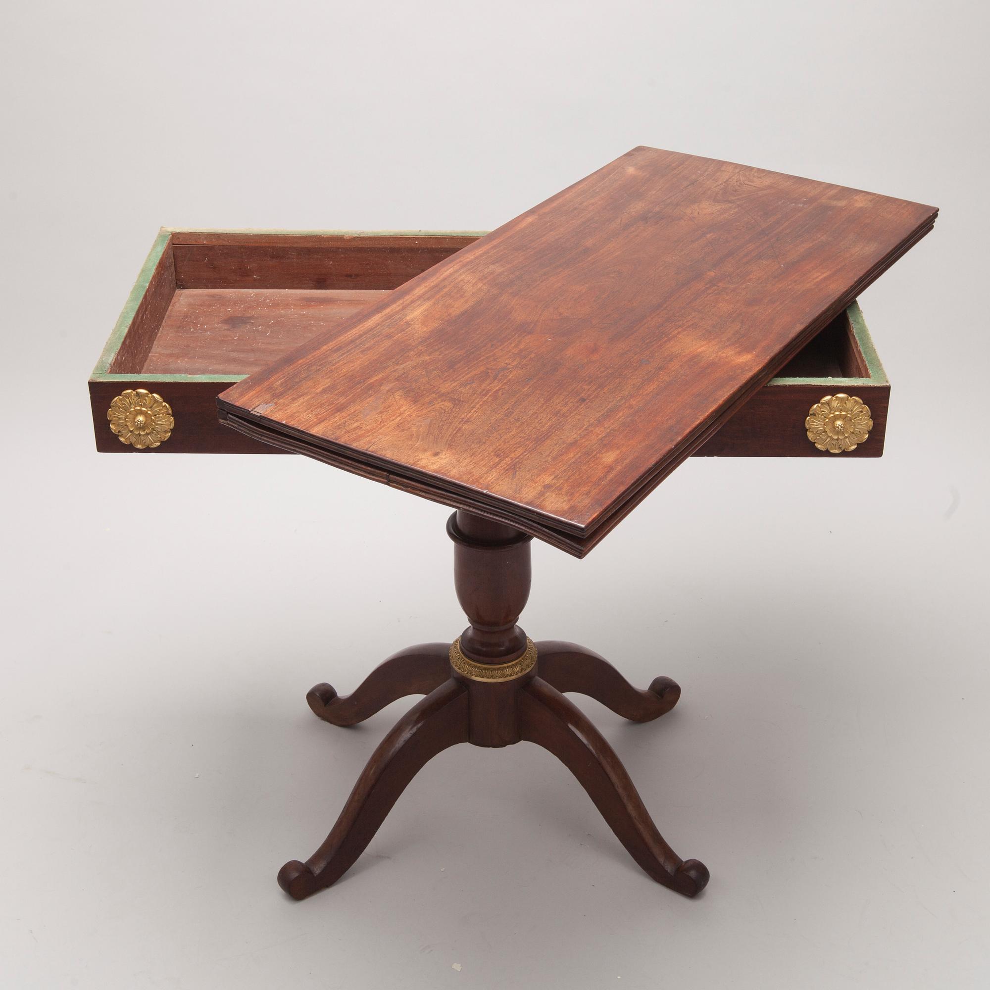 SPELBORD, empire, S:t Petersburg, Ryssland 1800-talets början.