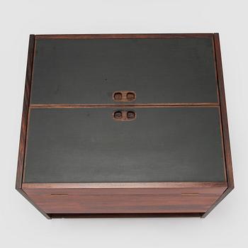 Baaripöytä, valmistaja Randers Møbelfabrik, Tanska 1960-luku.