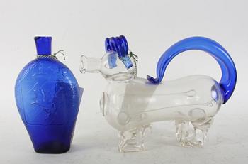 KARAFF, sk fyllehund och FLASKA, glas. 1800-1900-tal.