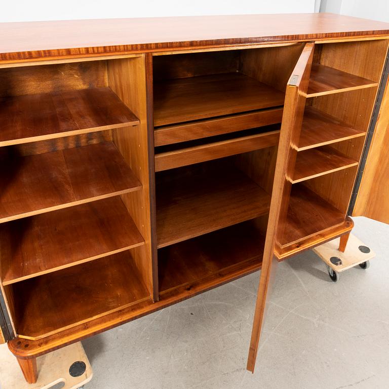 Cabinet/Sideboard 1940s/50s.