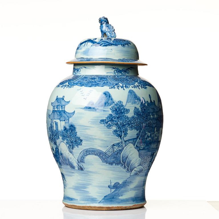 A pair of large blue and white jars with covers, Qing dynasty, Qianlong (1736-95).