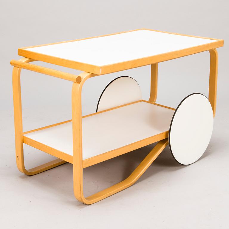 ALVAR AALTO, serveringsvagn, modell 98, Artek, 1900-talets mitt.