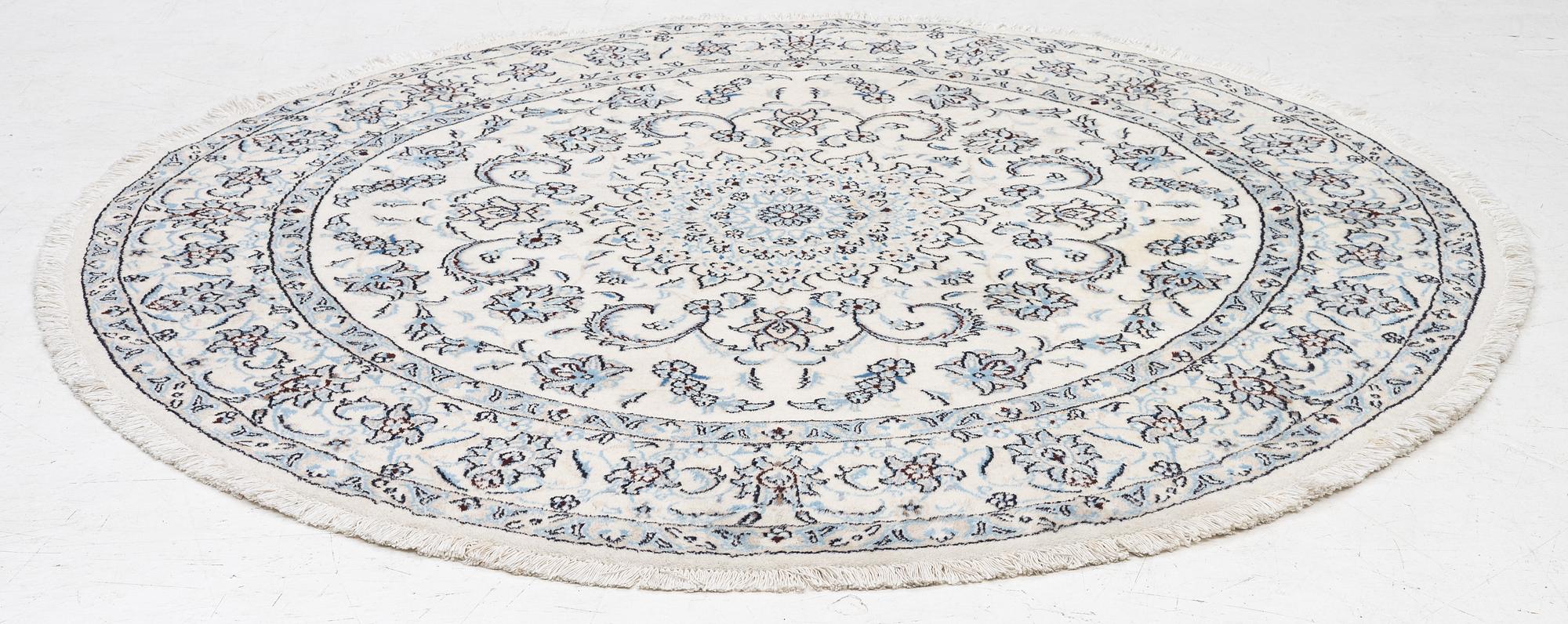 Matta, Nain, diameter ca 200 cm.