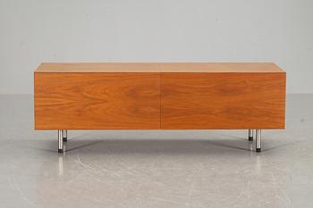 SIDEBOARD, Jonas Lindvall.