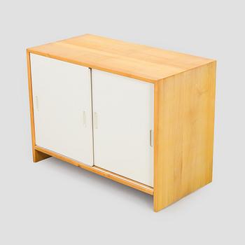Aino Aalto, kaappi, malli 217, Artek, 1900-luvun loppu.