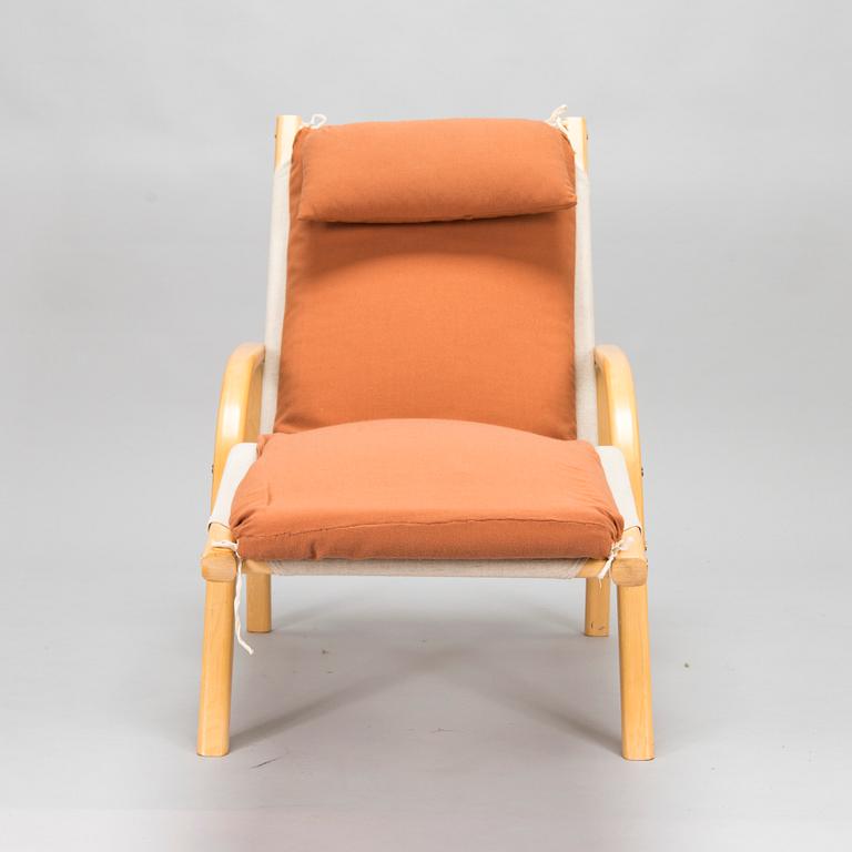 A 1980's Chaise Lounge.