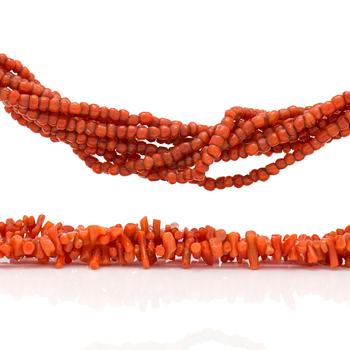 A coral bracelet and necklace from the 19th century.