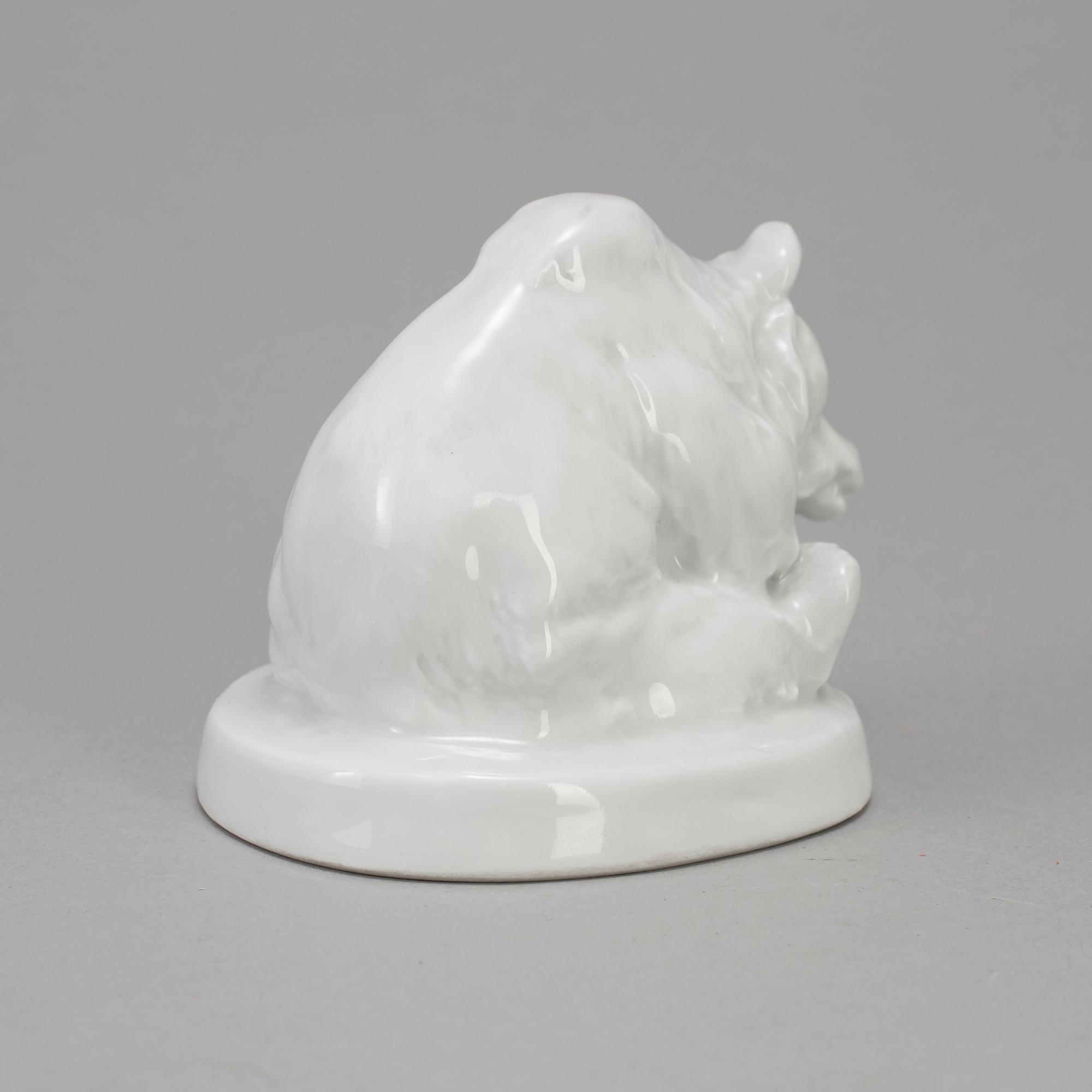A porcelain Meissen figurine, 20th century.