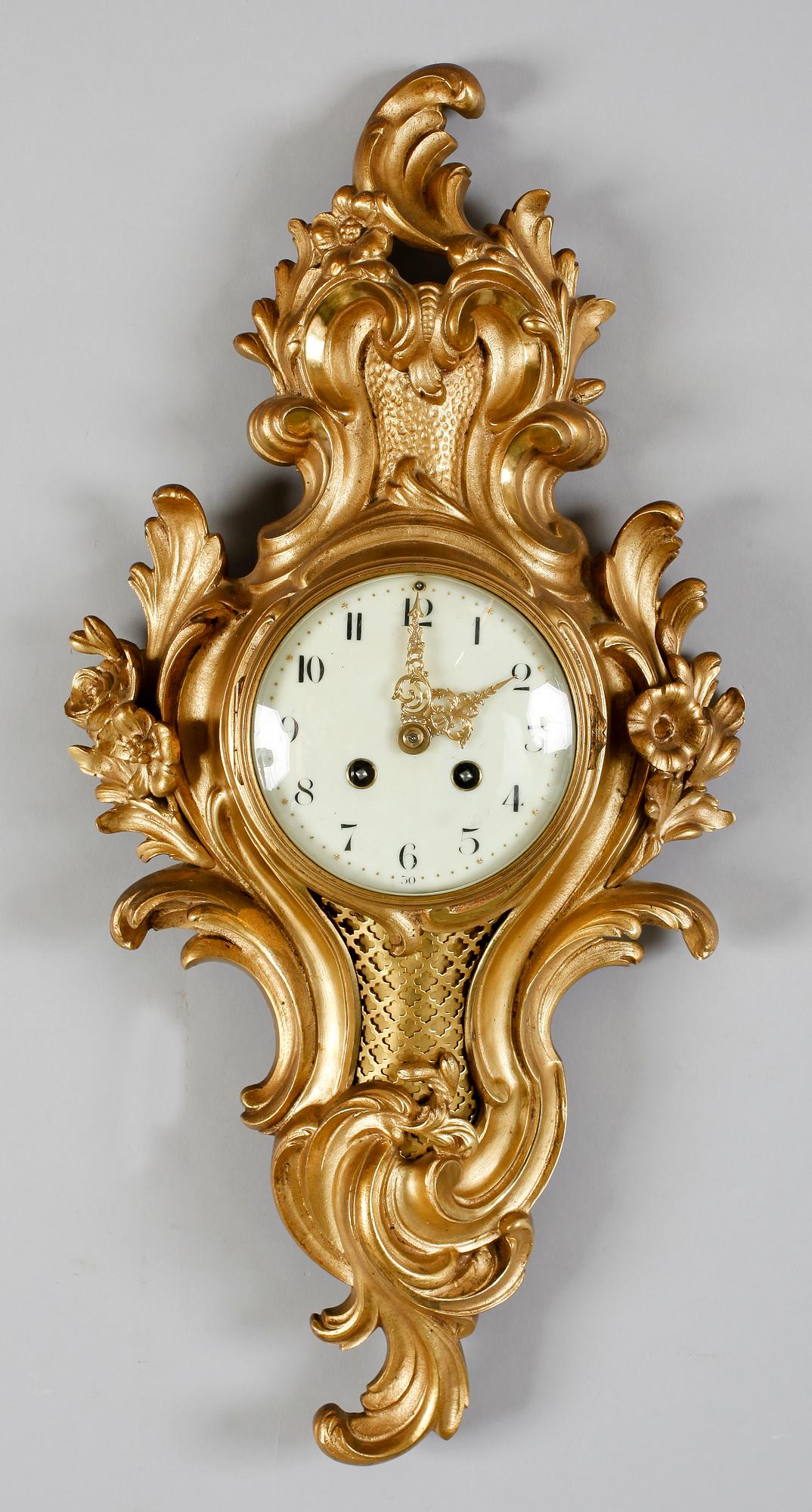 VÄGGPENDYL, förgylld brons, rokokostil, Frankrike, 1800-/1900-tal.