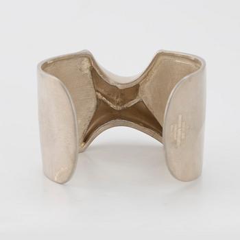 BJÖRN WECKSTRÖM, armband av sterlingsilver, "Mannen från Merkurius", Lapponia 1970. Vikt ca 70 gram.