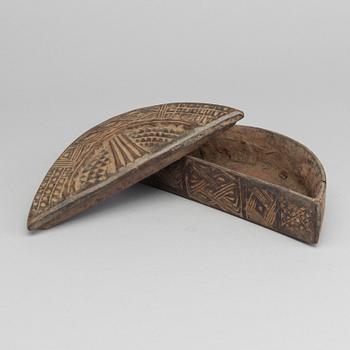 KUBA TUKULA BOX, KONGO.