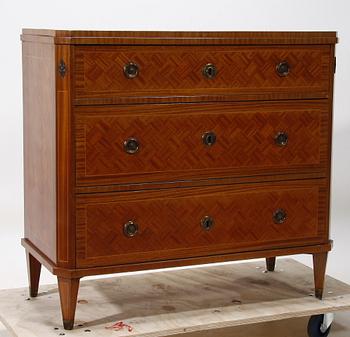 BYRÅ, sengustaviansk stil. 1900-talets början.