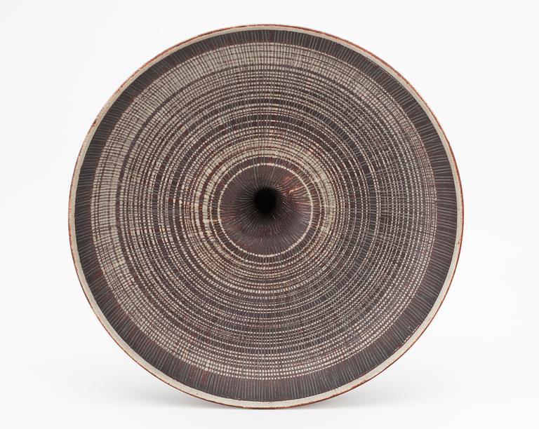 A Wilhem Kåge 'Farsta' footed bowl, Gustavsberg studio 1959.