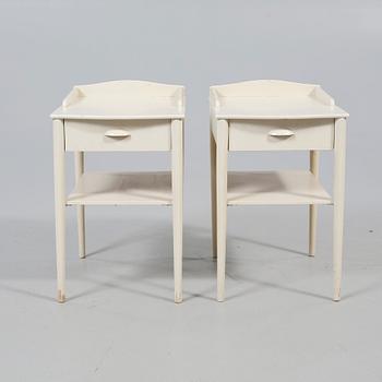 SÄNGBORD, ett par, AB Erik Andersson & Co Snickerifabrik, Rottne, 1900-talets andra hälft.