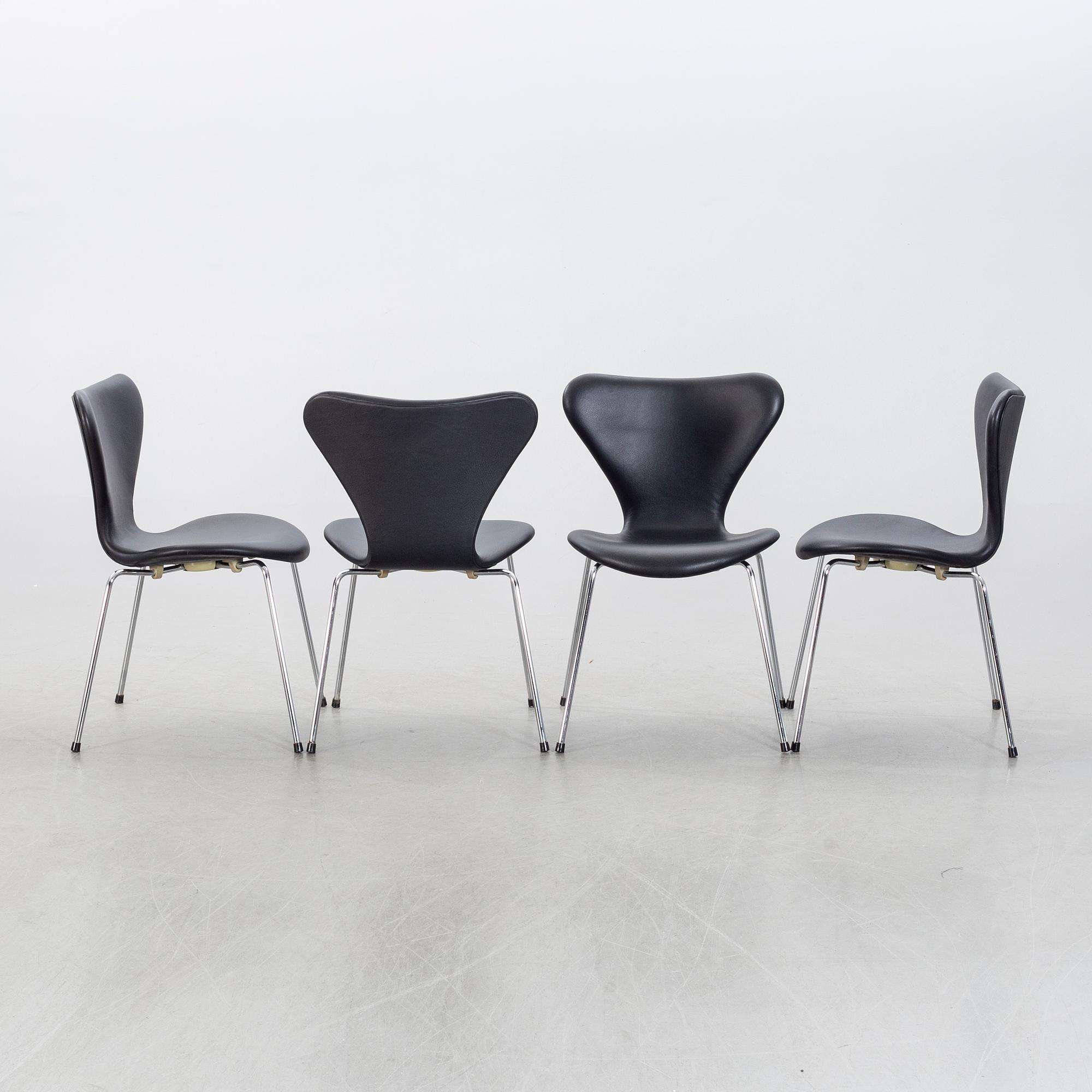 ARNE JACOBSEN, "Sjuan", 6 chairs.