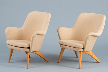 Carl Gustaf Hiort af Ornäs, A PAIR OF ARMCHAIR.