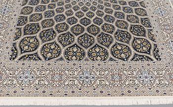 A part silk Nain carpet, so called 6 LAA, ca 306 x 215 cm.