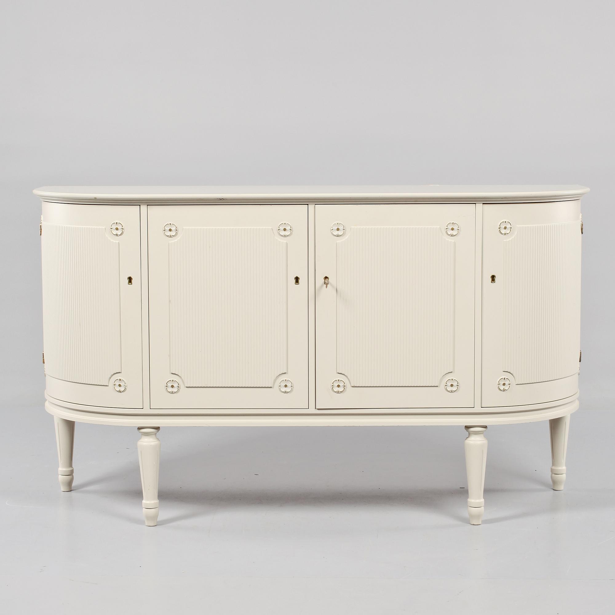 SIDEBOARD, gustaviansk stil, 1900-talets andra hälft.
