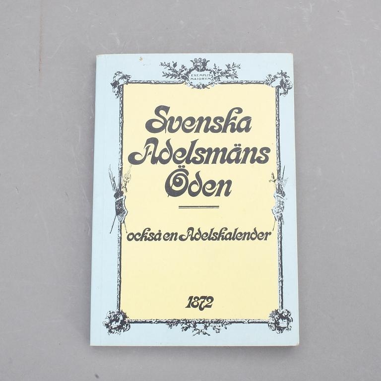 ADELSKALENDRAR, 12 st, Sveriges Ridderskap och adelskalender 1913-2010 resp Svenska adelsmäns öden.