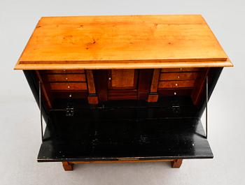 CHIFFONJÉ, 1800-talets första hälft.