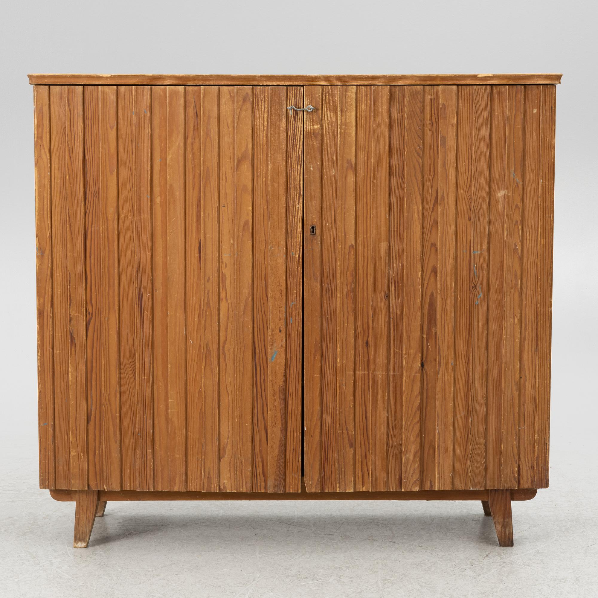 Göran Malmvall, skåp, modell "810", Karl Andersson & Söner, Huskvarna, 1950-tal.