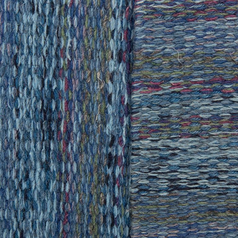 A CARPET, flat weave, atributed to Rakel Carlander, around 306 x 197 cm.