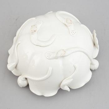 A blanc de chine bowl, China, 20th Century.