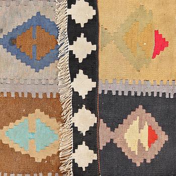 MATTA, Kelim, 1900-talets andra hälft, 310x56 cm.