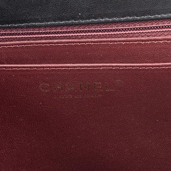 Chanel, bag, "Maxi Classic Flap Bag", 2009-2010.